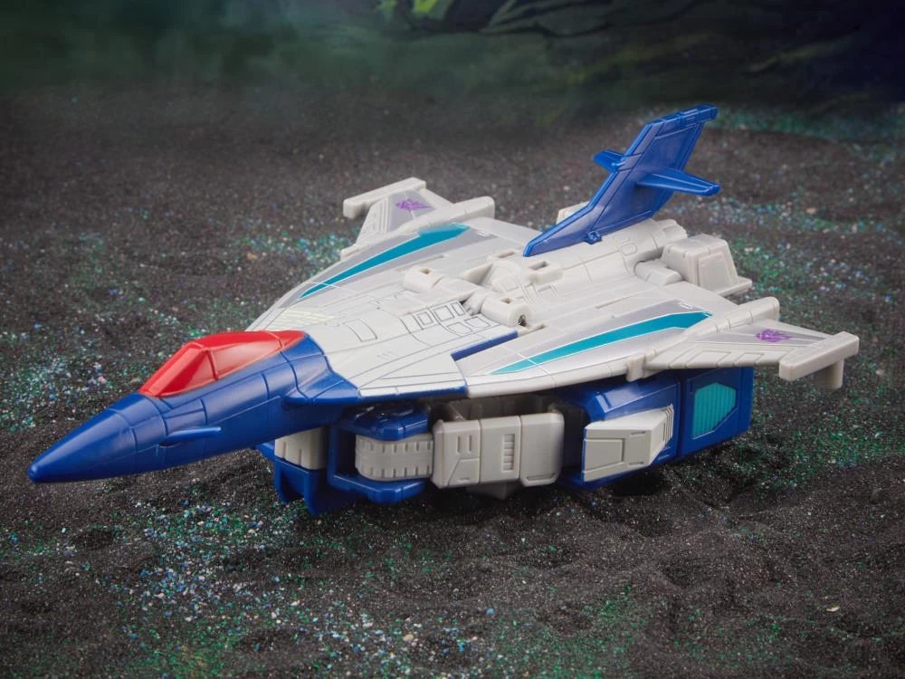 Hasbro Transformers Generations Legacy Evolution Deluxe Class Needlenose Action Figure 9 Hasbro Transformers Generations Legacy Evolution Deluxe Class Needlenose Action Figure - Image 7